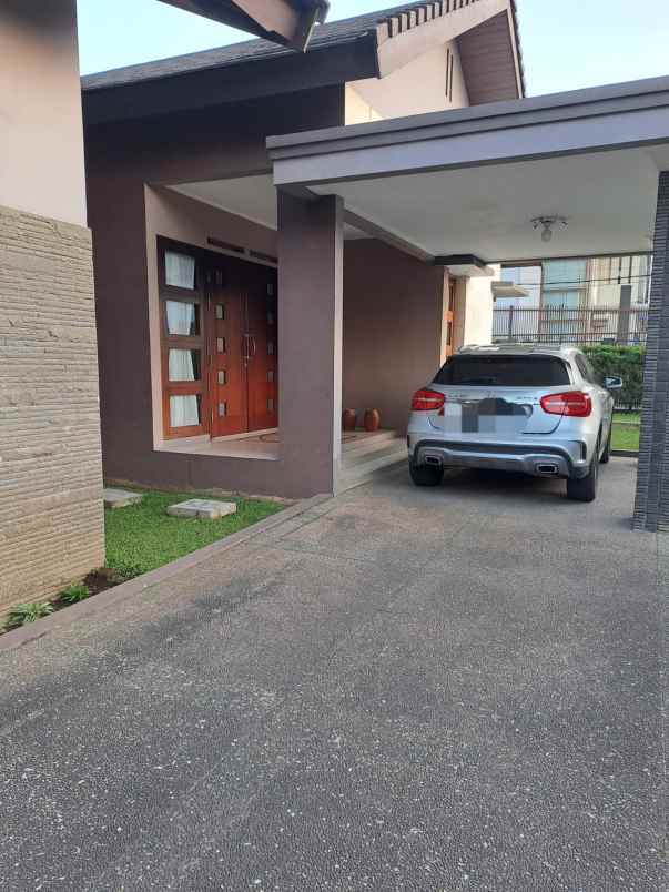 dijual rumah tubagus ismail dago kota