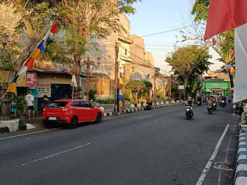 dijual rumah untuk usaha