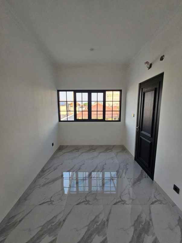 dijual rumah veteran bintaro pesanggrahan