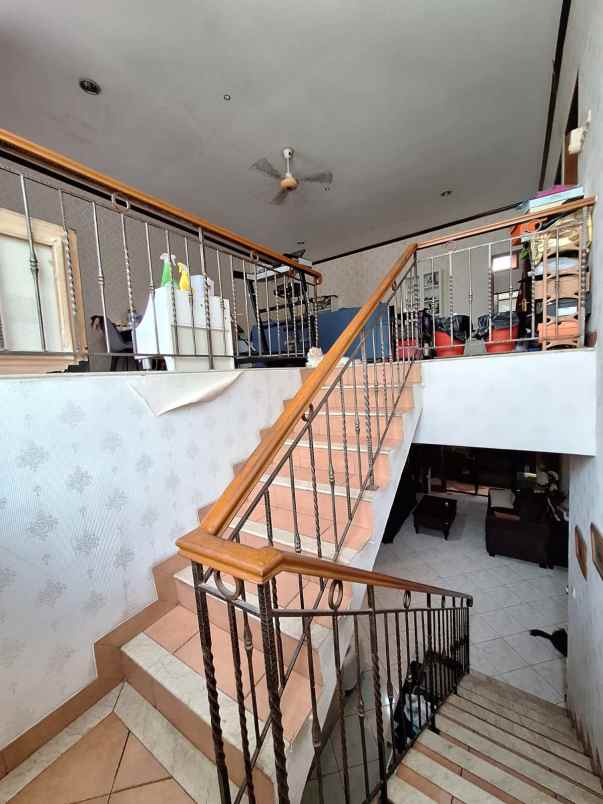 dijual rumah villa delima karang tengah