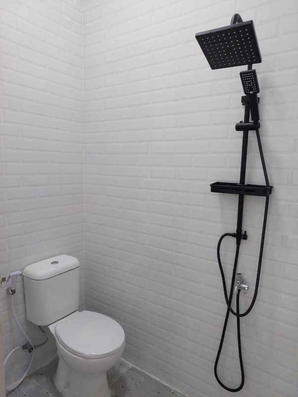 dijual rumah villa gading harapan