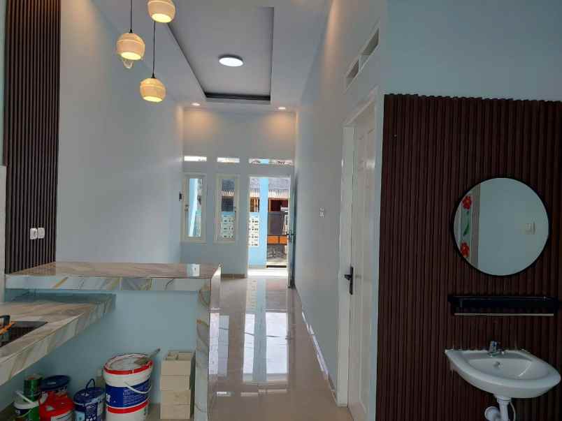 dijual rumah villa gading harapan