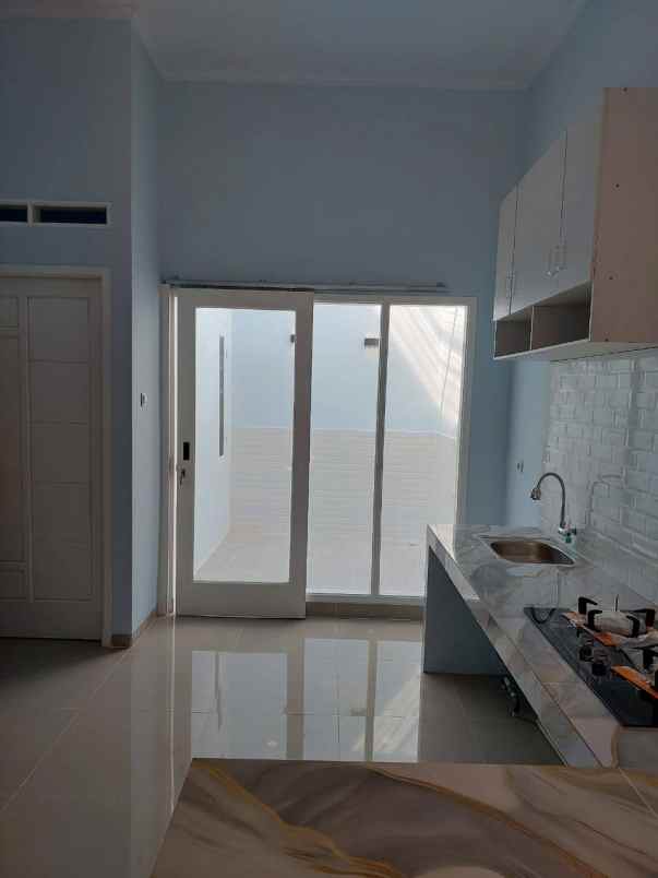 dijual rumah villa gading harapan