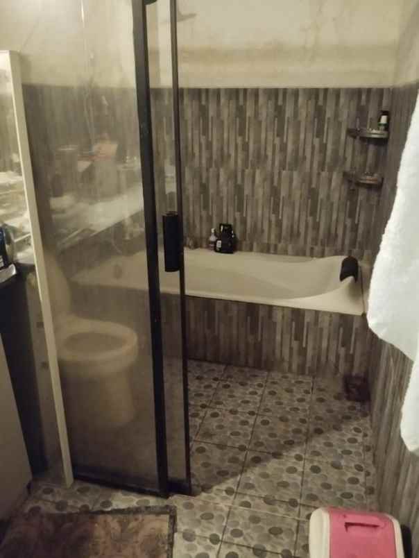 dijual rumah villa pasirwangi