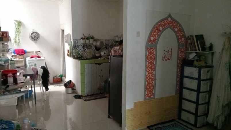 dijual rumah wates