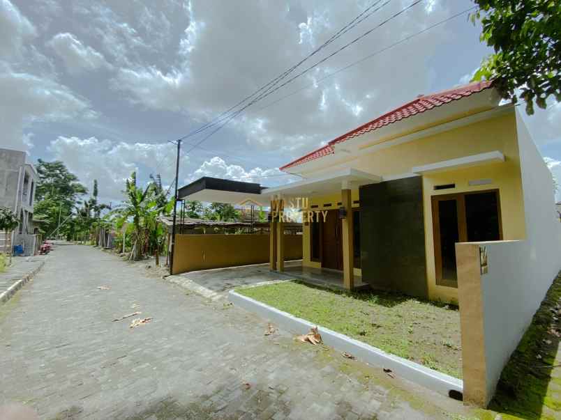 dijual rumah wedomartani