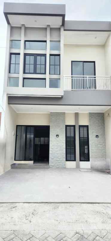 dijual rumah wisma permai