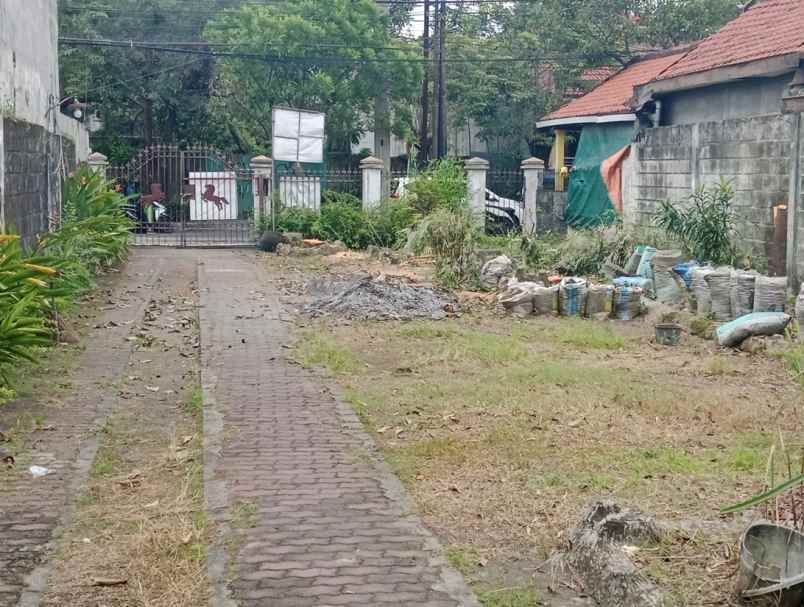 dijual rumah yos sudarso