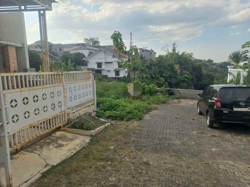 dijual tanah di bulusan flamboyan semarang