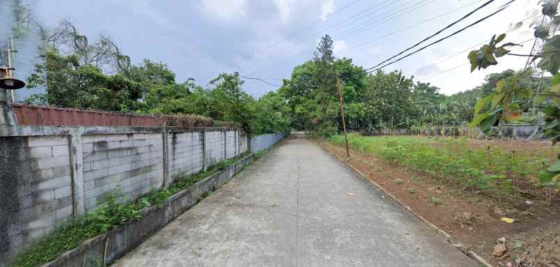 dijual tanah jl raya cisauk lapan