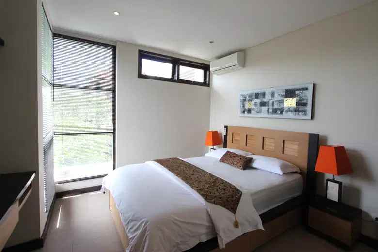 dijual villa jl griya nuansa jimbaran