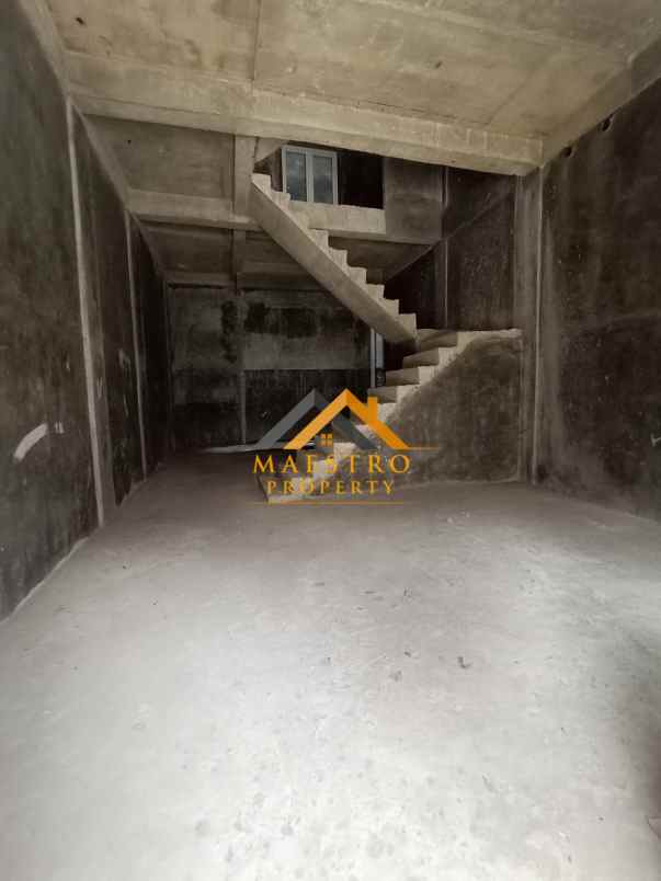 dijual villa komplek cemara asri jalan