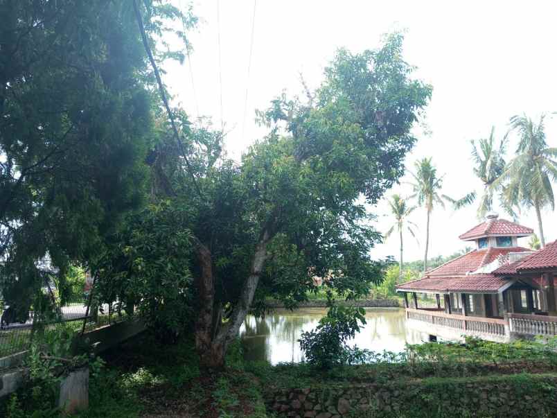 dijual villa rt 018 rw 005 kelurahan