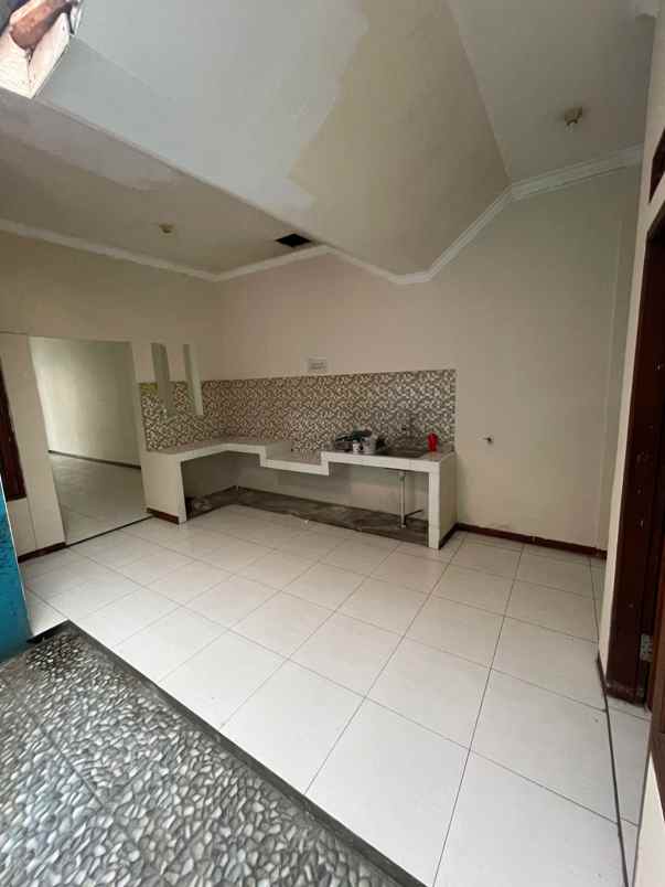 dikontrakan rumah daerah pasirluyu