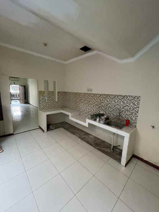 dikontrakan rumah daerah pasirluyu