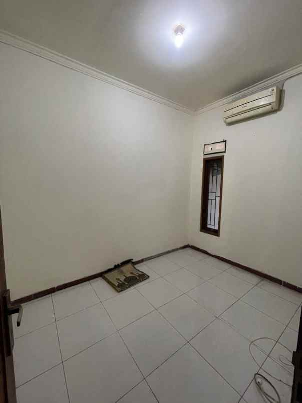 dikontrakan rumah daerah pasirluyu