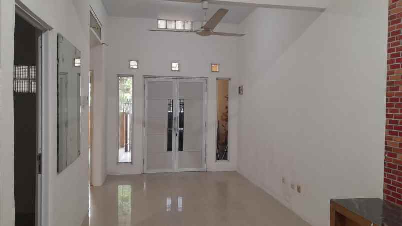 disewa rumah cakep di duta bumi bekasi kota c0633