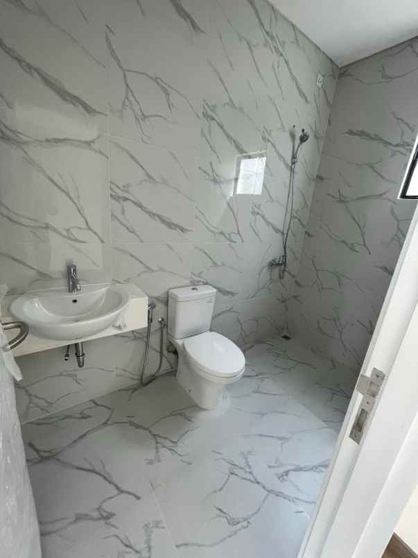 disewa rumah citrine lavon 2 cikupa tangerang