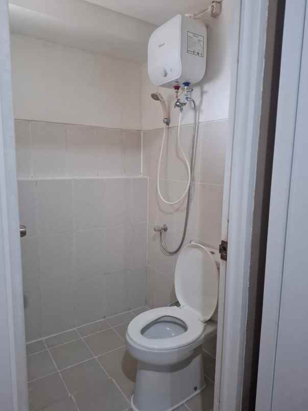 disewakan apartemen educity stanford