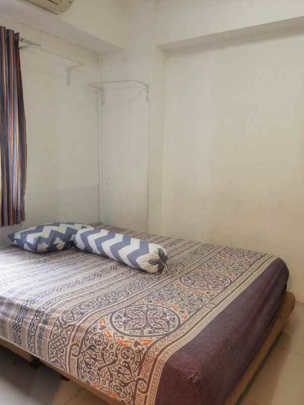 disewakan apartemen green pramuka city tower chrysant