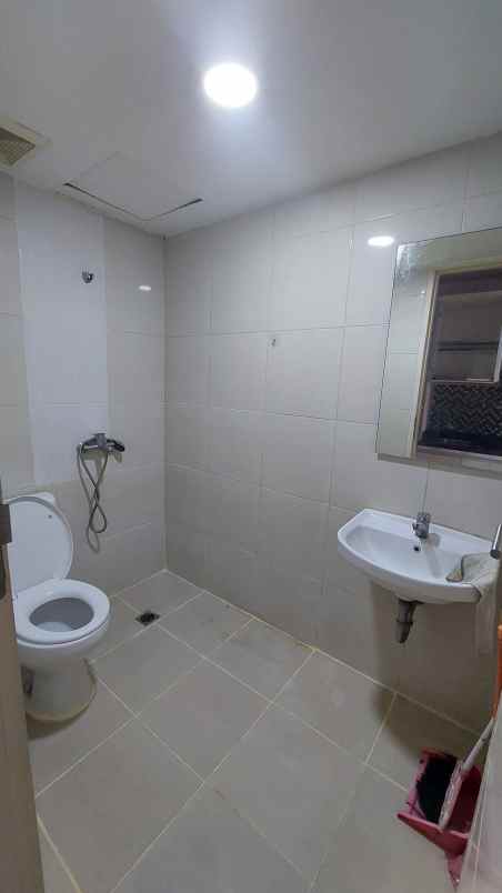 disewakan apartemen orchad pakuwon indah