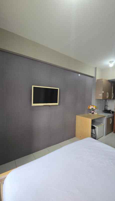 disewakan apartemen puncak kertajaya tower b
