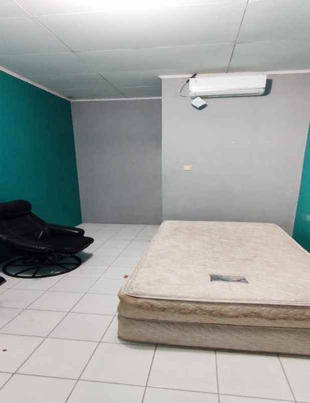 disewakan kost jl komplek departemen