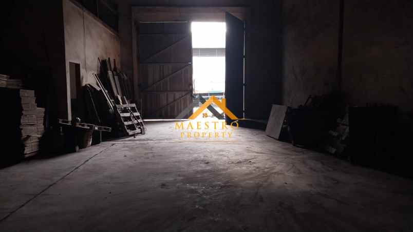 disewakan ruko gudang kantor komplek pergudangan kayu