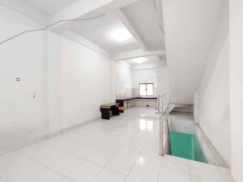 disewakan ruko jalan pahlawan medan perjuangan