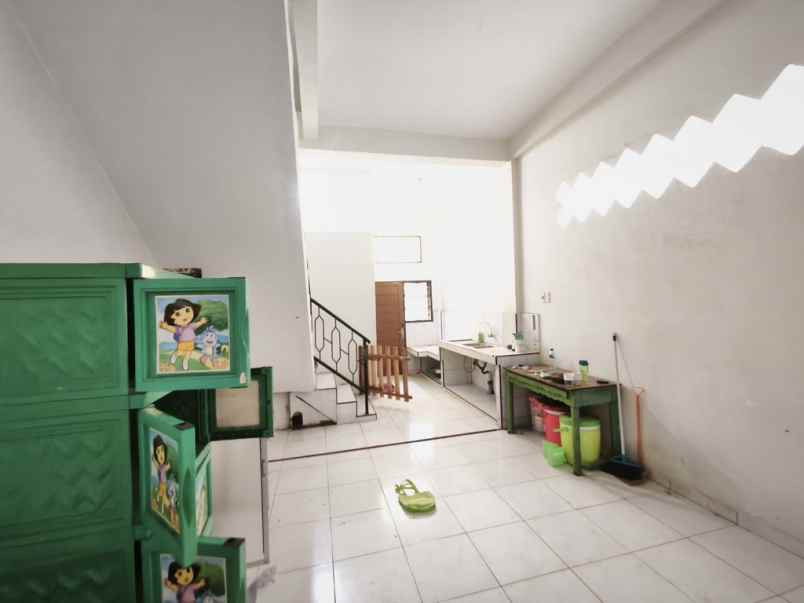 disewakan rumah 3 tingkat jalan tulang bawang medan