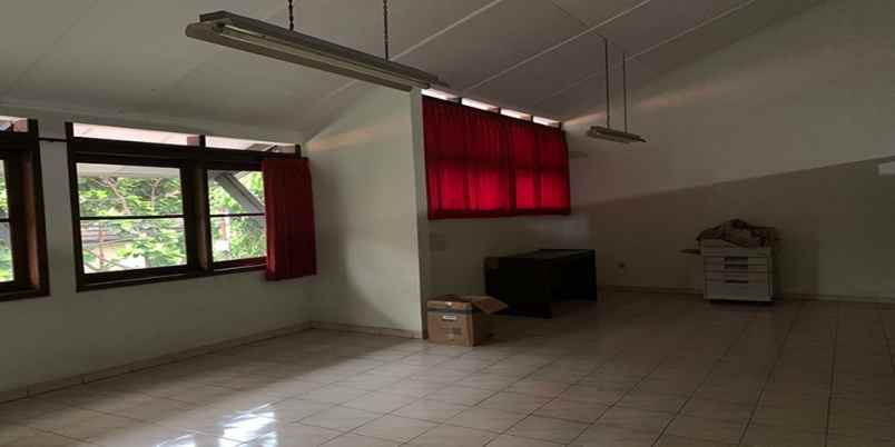 disewakan rumah cihapit