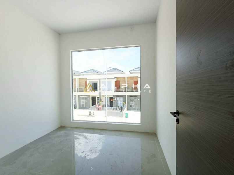 disewakan rumah golden bci residence