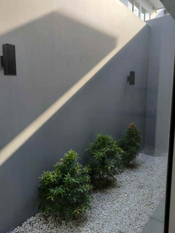 disewakan rumah graha natura sambikerep
