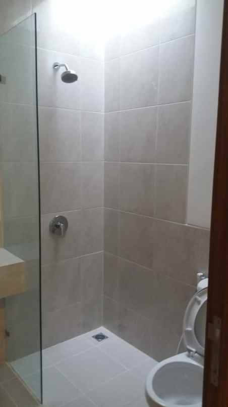 disewakan rumah graha natura sambikerep