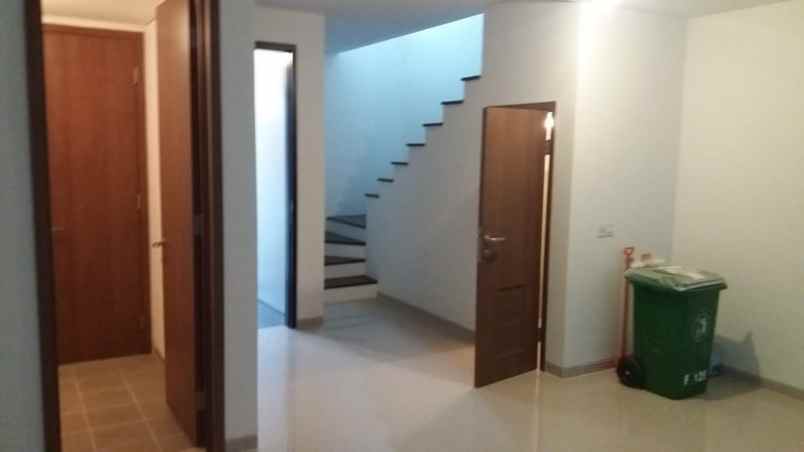 disewakan rumah graha natura sambikerep