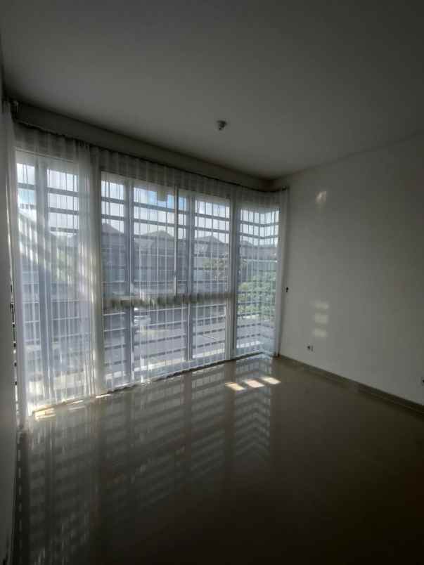 disewakan rumah graha natura sambikerep