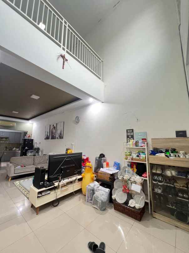 disewakan rumah harapan indah 1