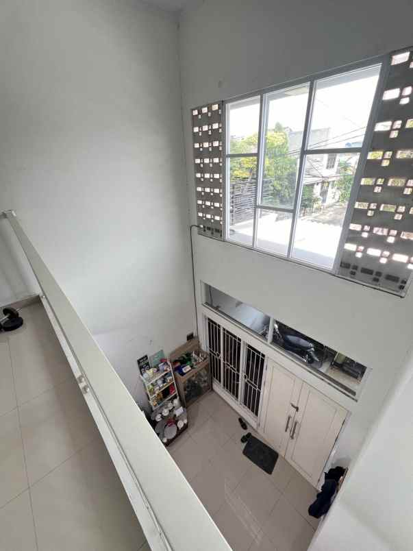 disewakan rumah harapan indah 1