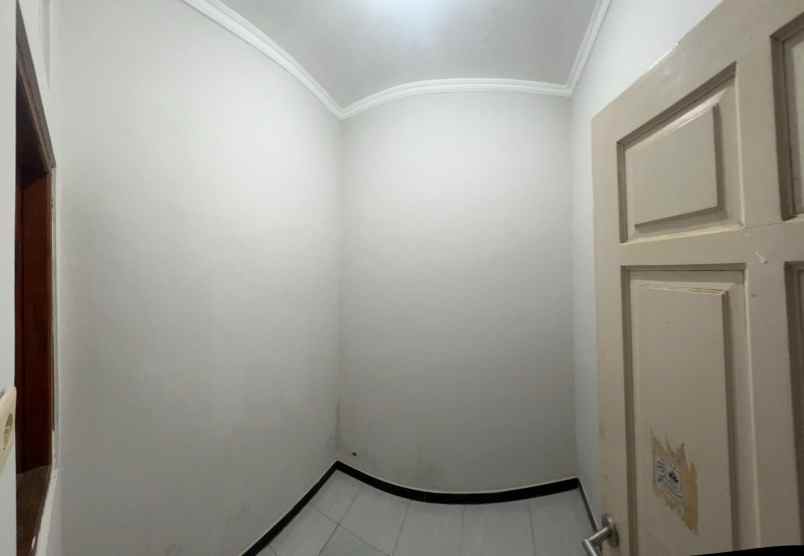 disewakan rumah jl tejosari raya gedawang banyumanik