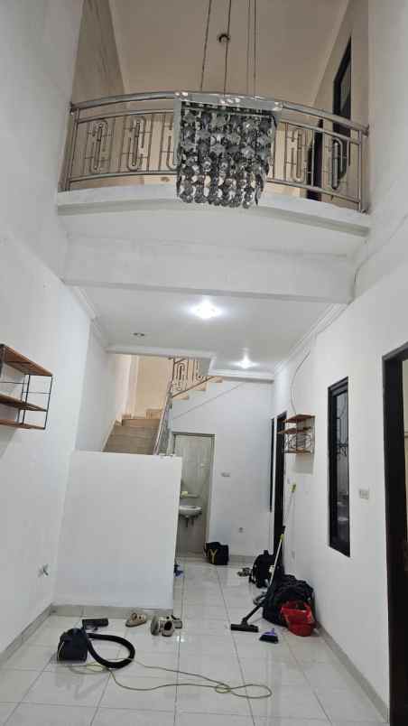 disewakan rumah kelapa cengkir kelapa gading