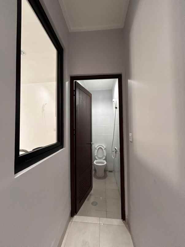 disewakan rumah pasir putih 5 pik2