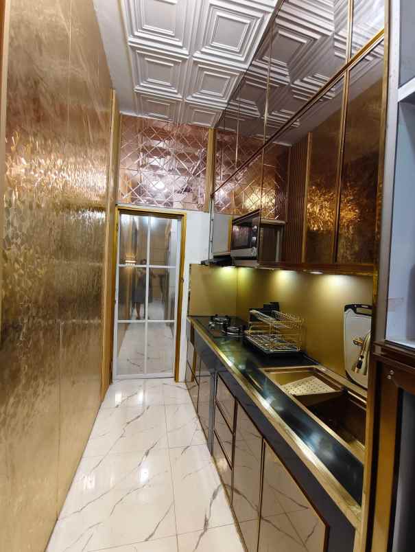 disewakan rumah perum emerald land