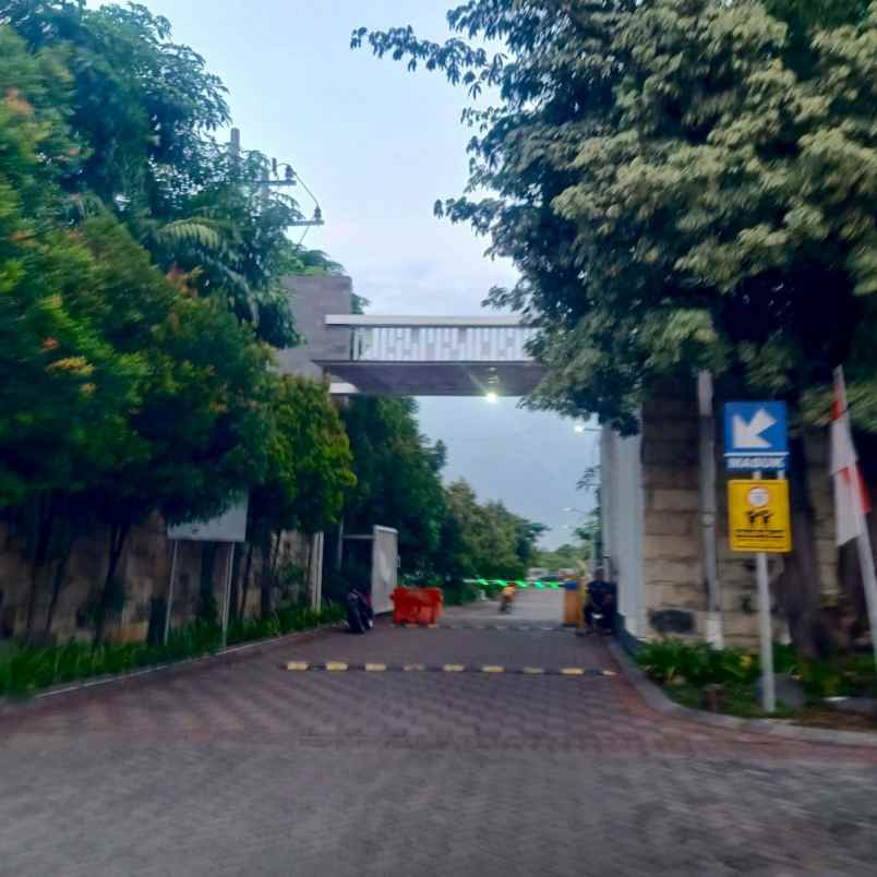 disewakan rumah perumahan wisata semanggi