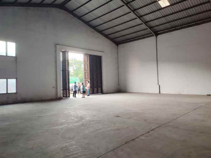 gudang siap pakai kim 2 komplek pergudangan dexada