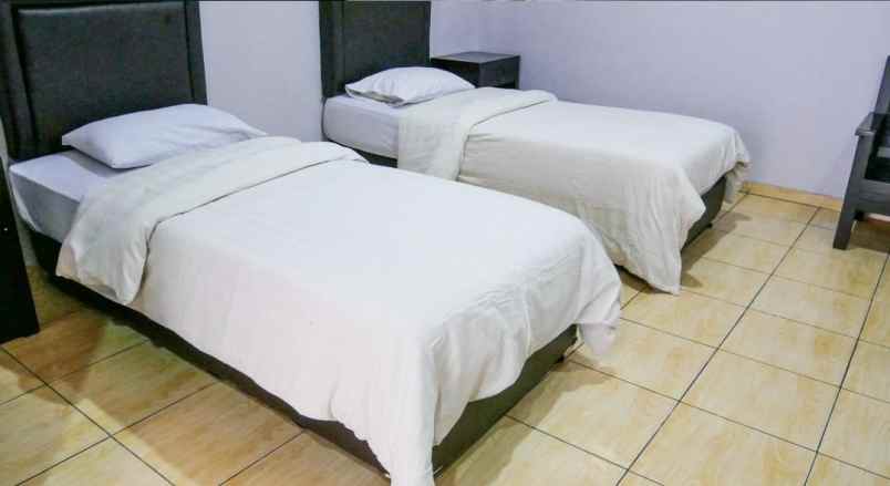 hotel berbintang di bekasi barat