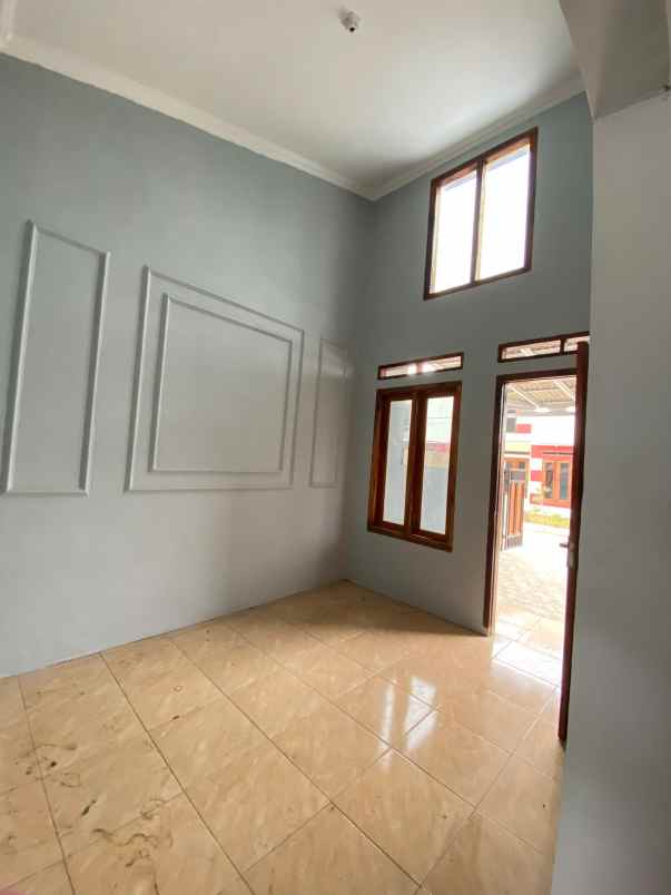 hunian mewah selangkah ke stasiun