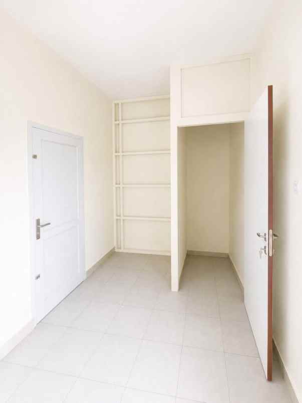 jual cepat ruko 2 lantai kopo bihbul