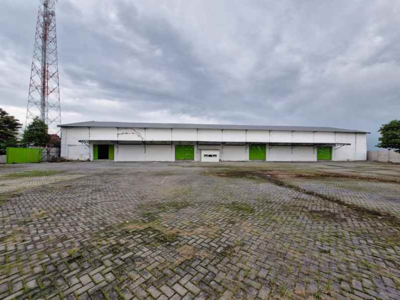 jual gudang luas kosong di daerah semampir kota kediri