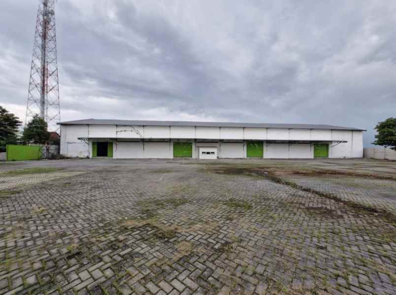 jual gudang luas kosong di daerah semampir kota kediri