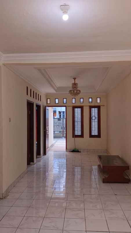 jual rumah baru renovasi di tebet jakarta selatan